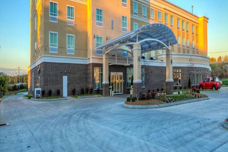 Holiday Inn Express Richmond By Ihg Exterior foto